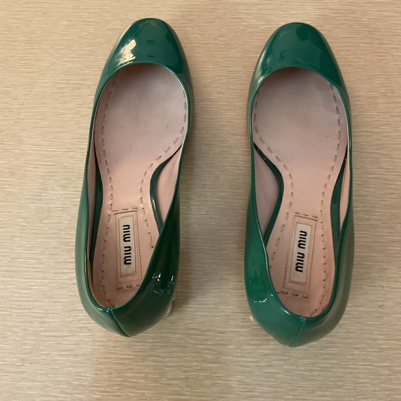 Fabulous Miu Miu patent leather pumps with rhinestone heels WORN ONCE size 36.5 - Picture 2 of 12